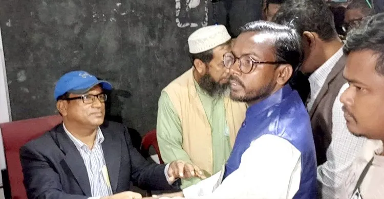 ভোট সুষ্ঠু হলে দুই আসনেই জয়লাভ করবো: হিরো আলম