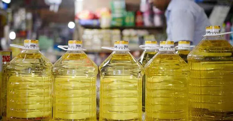 সরকারি অনুমোদন ছাড়াই বাজারে বাড়তি দামের ভোজ্যতেল