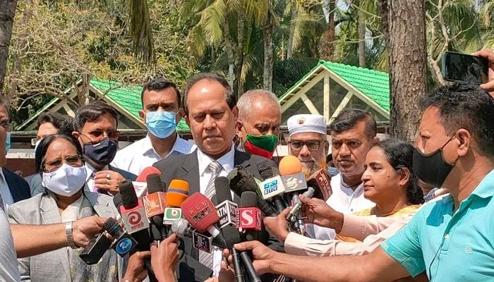 ইভিএম দিয়ে অবাধ ও সুষ্ঠুভাবে নির্বাচন সম্ভব : সিইসি