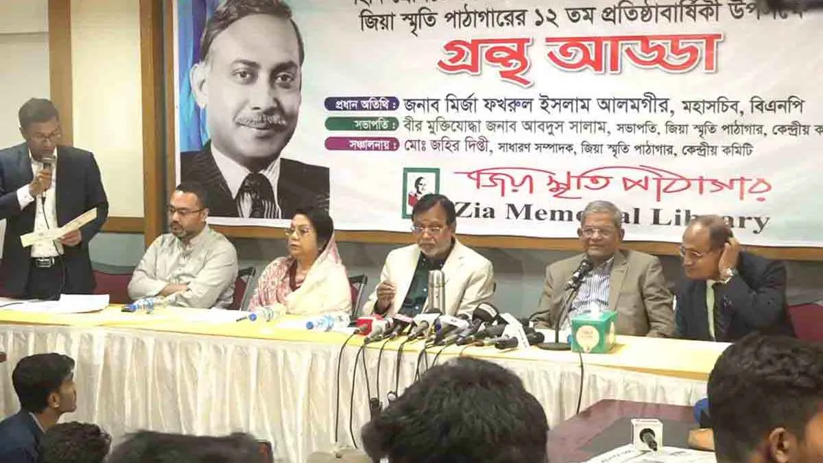 অতি বিপ্লবী হয়ে সমাজে অস্থিরতা সৃষ্টি কাম্য নয়: ফখরুল