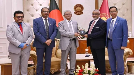 দুর্নীতিবাজদের আইনের আওতায় আনতে হবে: রাষ্ট্রপতি