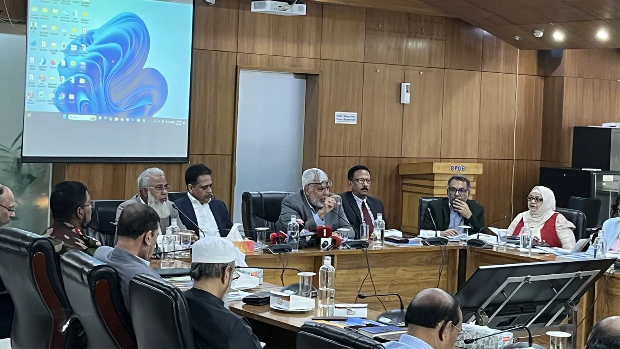 মেয়াদ অনিশ্চয়তায় বিদ্যুৎ-জ্বালানির অনেক প্রকল্প বাস্তবায়ন সম্ভব হয়নি