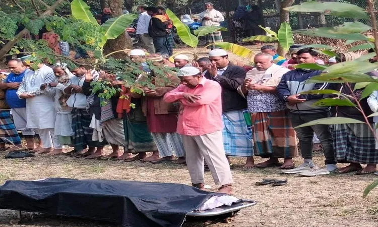 Human rights violation in BD: BNP leader joins mother's funeral with handcuffs, shackled on leg