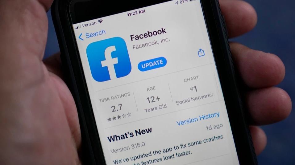 Facebook News tab will soon be unavailable as Meta scales back news and political content