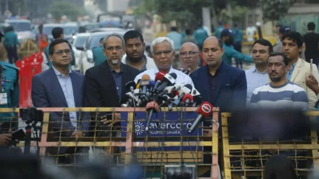 অবস্থা বিবেচনায় খালেদা জিয়াকে বিদেশ নিতে বিলম্ব: ডা. জাহিদ