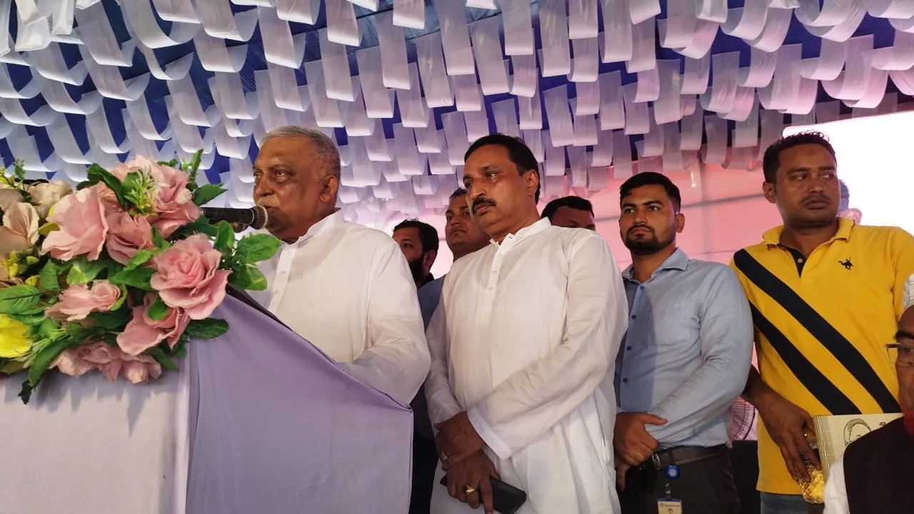 দেশে শেখ হাসিনার বিকল্প নেই : স্বরাষ্ট্রমন্ত্রী