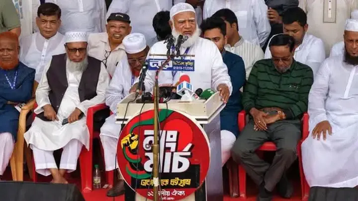 সরকার প্রথম দিন থেকেই জনগণের সঙ্গে বিশ্বাসঘাতকতা করছে: জামায়াত আমির