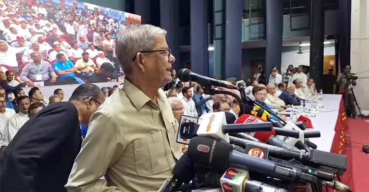 একতরফা নির্বাচনের জন্য বাগান সাজিয়েছে সরকার : মির্জা ফখরুল