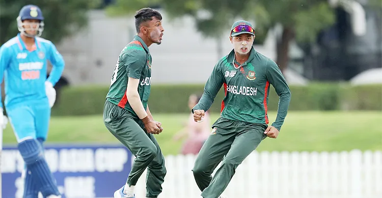 ভারতকে হারিয়ে ফাইনালে বাংলাদেশ