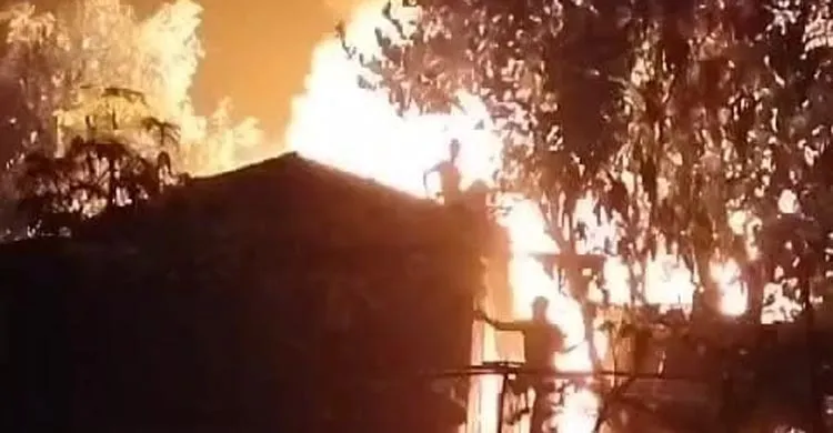 রোহিঙ্গা ক্যাম্পে আবারও আগুন
