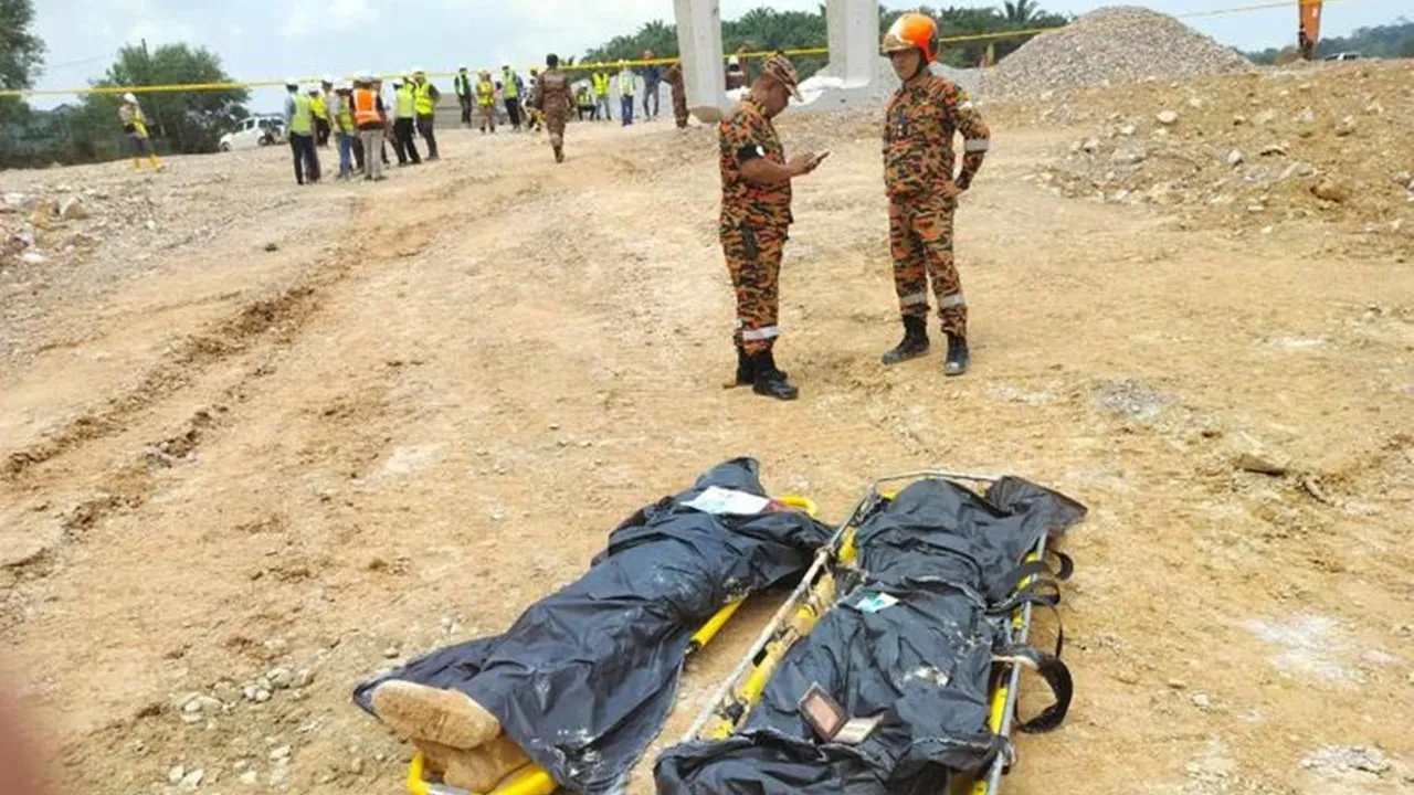মালয়েশিয়ায় দেয়াল চাপায় দুই বাংলাদেশি নিহত