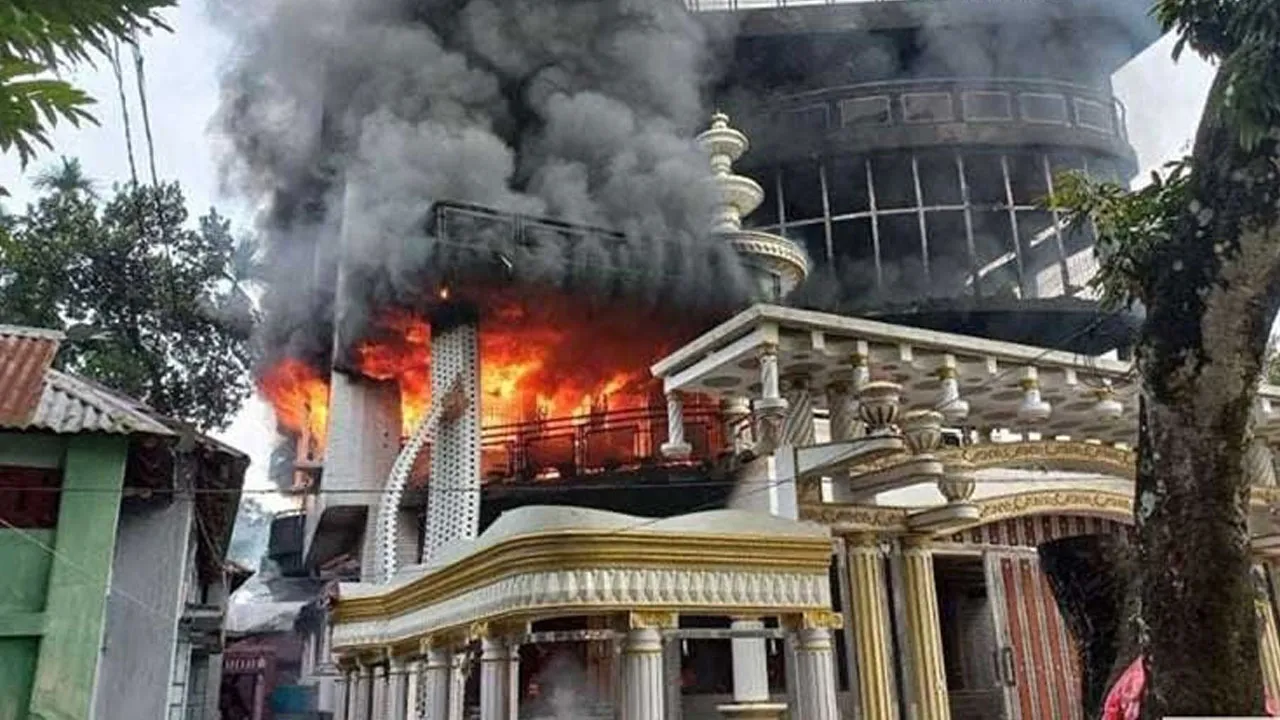 আ.লীগ নেতার বাড়ি থেকে ৬ শিক্ষার্থীর লাশ উদ্ধারের ঘটনায় গ্রেপ্তার ৯