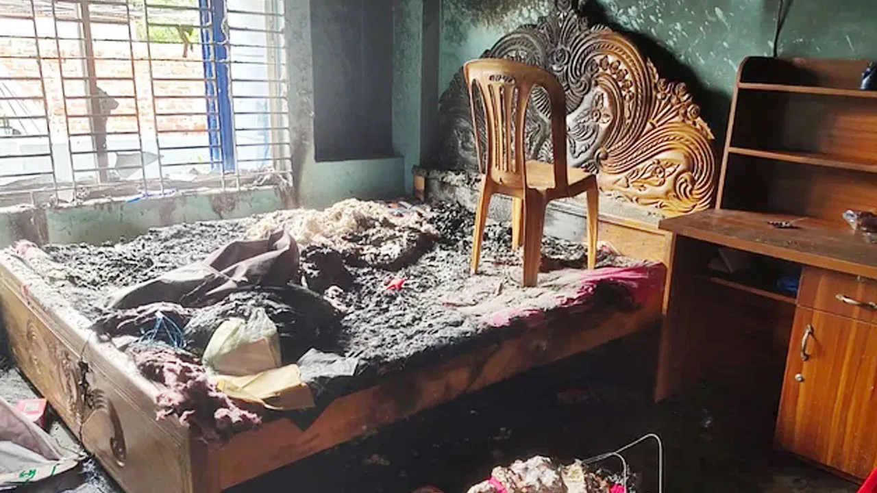 ধামরাইয়ে গ্যাস সিলিন্ডার বিস্ফোরণ, একই পরিবারের ৪ জন দগ্ধ
