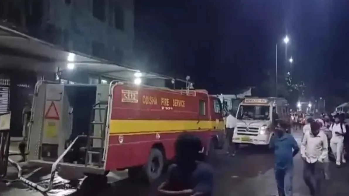 ভারতে হাসপাতালে ভয়াবহ আগুন, পুড়ে অঙ্গার ১০ রোগী