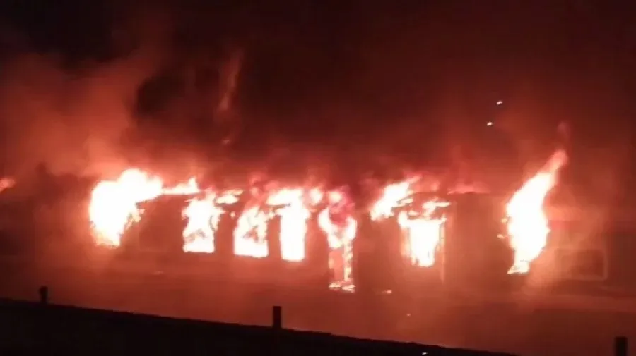 Fire in moving train: Bodies of mother-son handed over without post-mortem