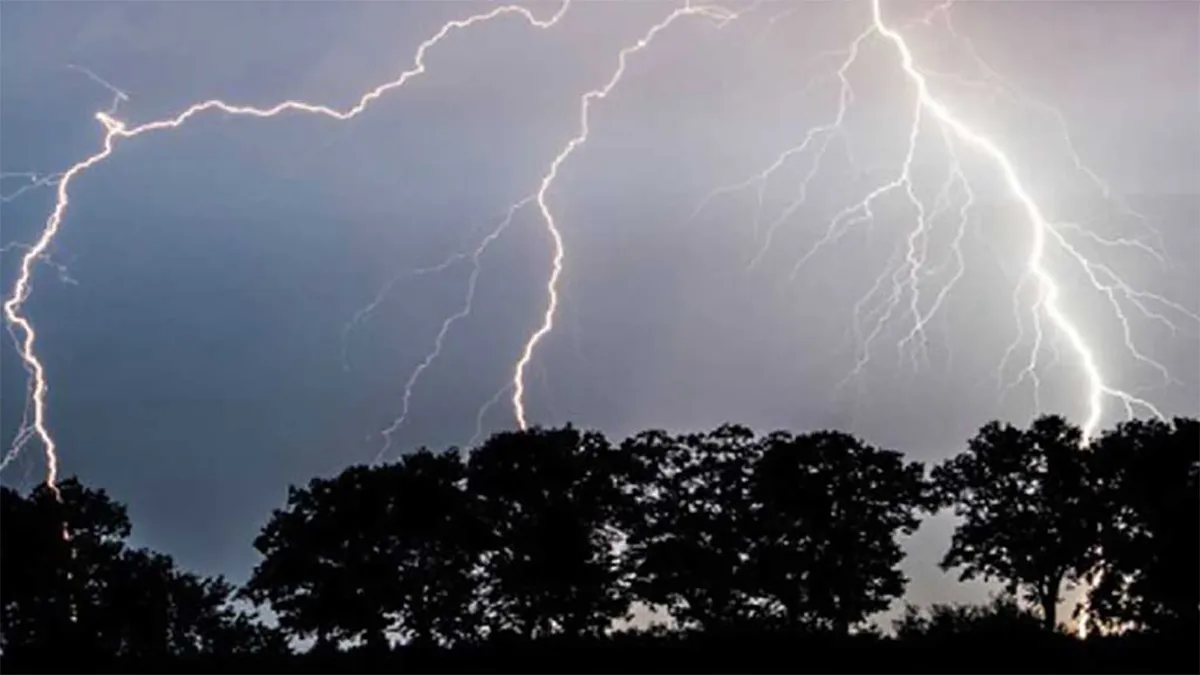 ঈদের দিনে বজ্রপাতে জেলের মৃত্যু