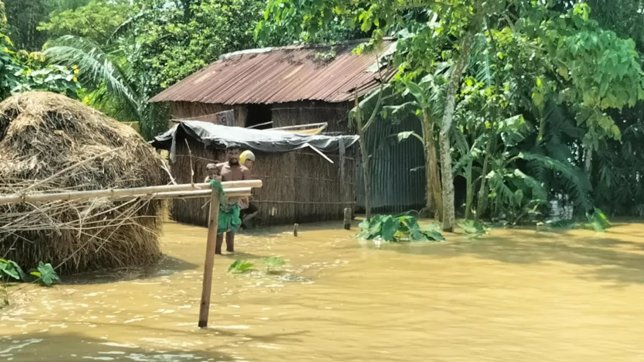 ময়মনসিংহে ৩ উপজেলায় পানিবন্দি ৩৩ হাজার পরিবার