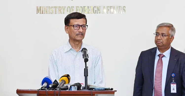 ভারতের সঙ্গে বাংলাদেশের সম্পর্ক রি-এডজাস্ট করতে চায় ঢাকা