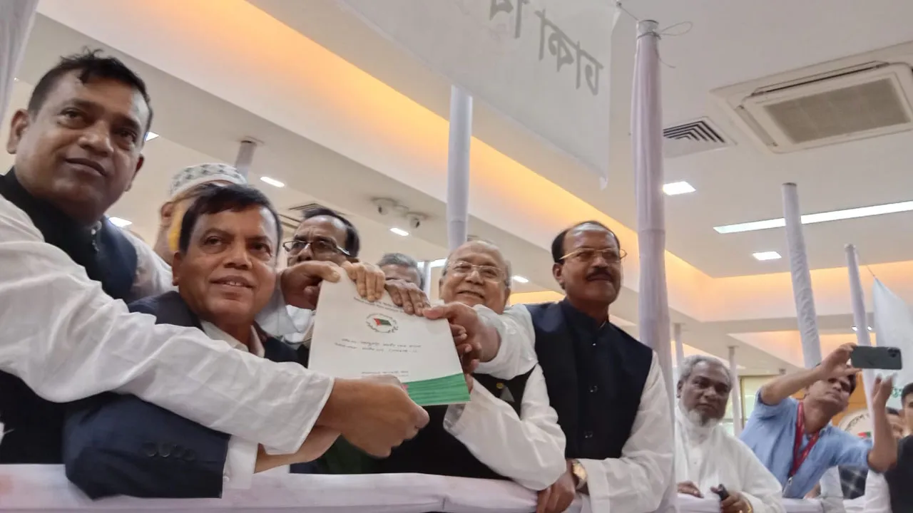 দেড় ঘণ্টায় আ.লীগের ১৯০ মনোনয়ন ফরম বিক্রি