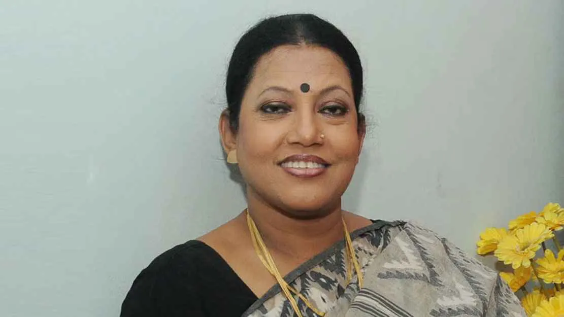 ফরিদা পারভীনের অবস্থা খুব খারাপ, বললেন গায়িকার স্বামী
