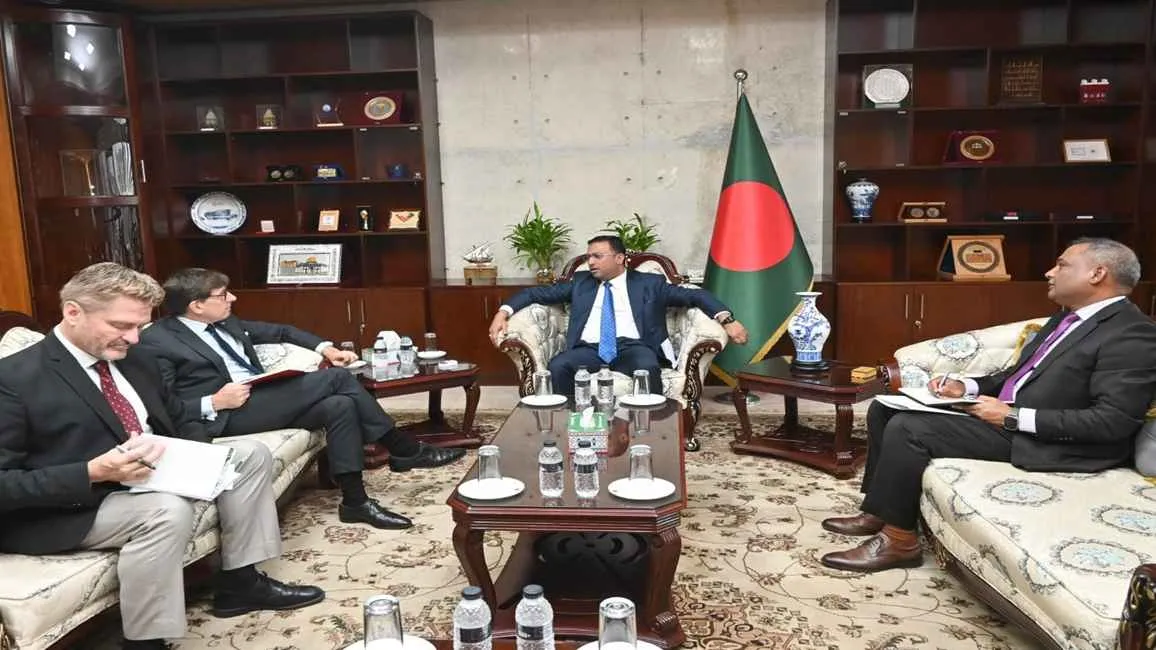 বাংলাদেশে ফরাসি বিনিয়োগ বাড়ানোর আহ্বান পররাষ্ট্র প্রতিমন্ত্রীর