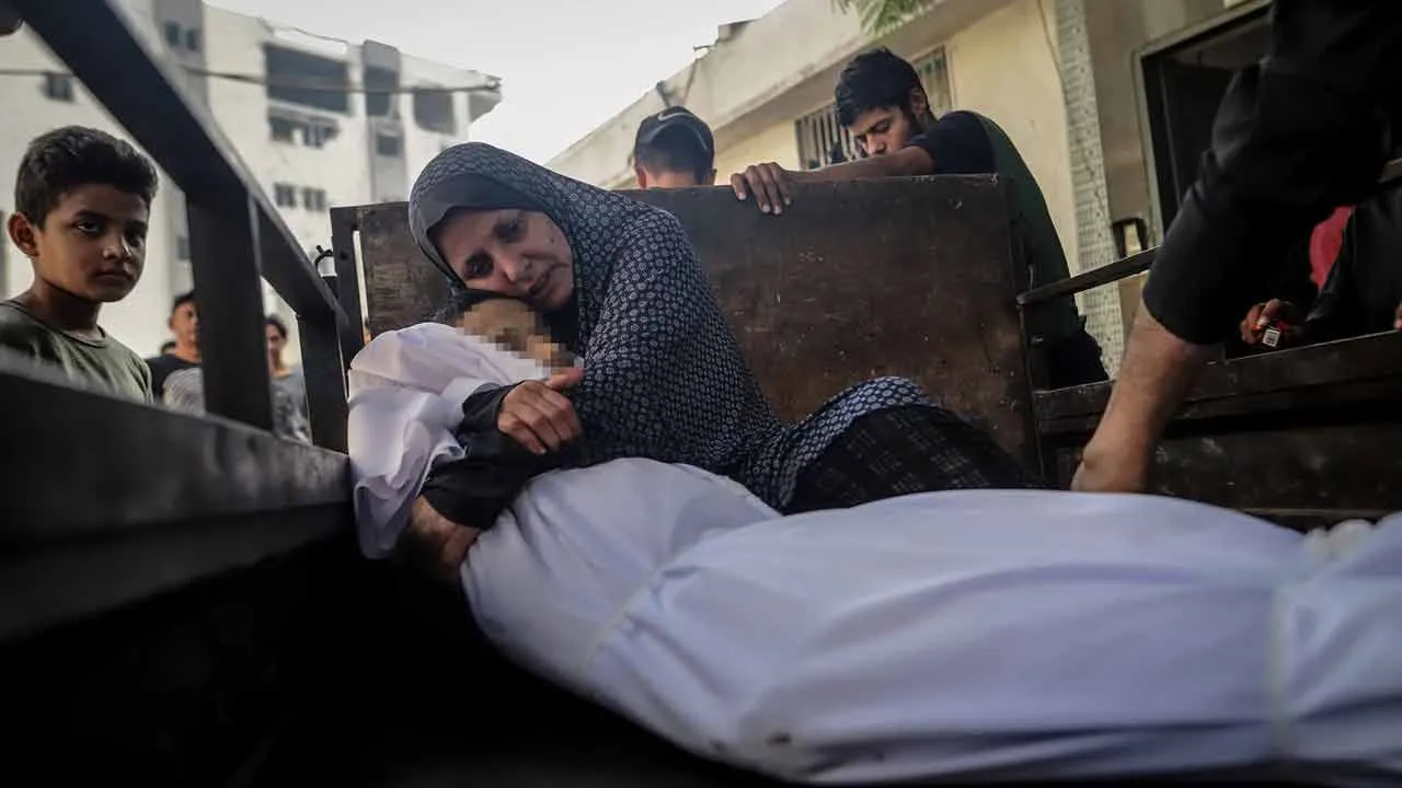 দুপুরে যুদ্ধবিরতির ঘোষণা দিয়ে সন্ধ্যায় ইসরায়েলের নতুন হামলা