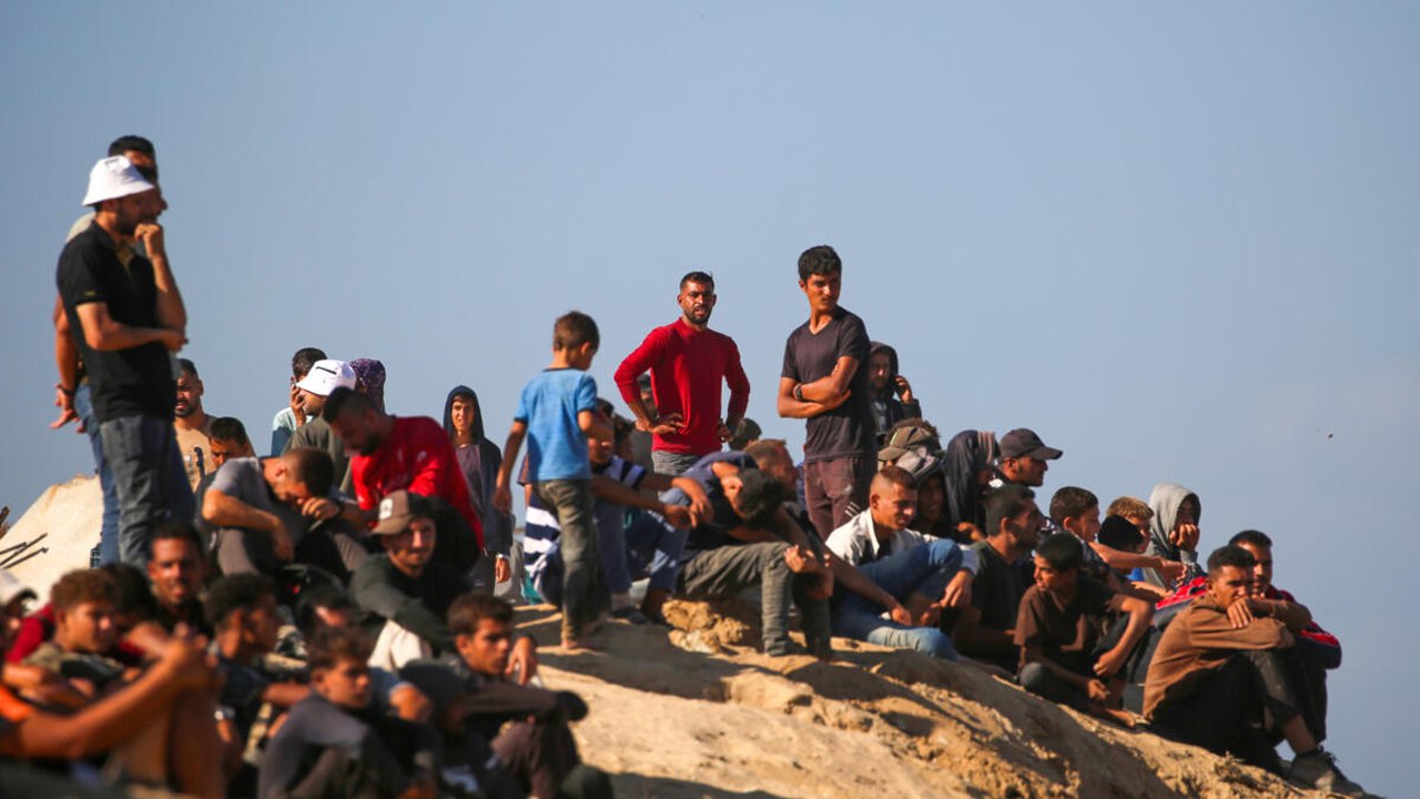 gaza-peopl-20251011101558