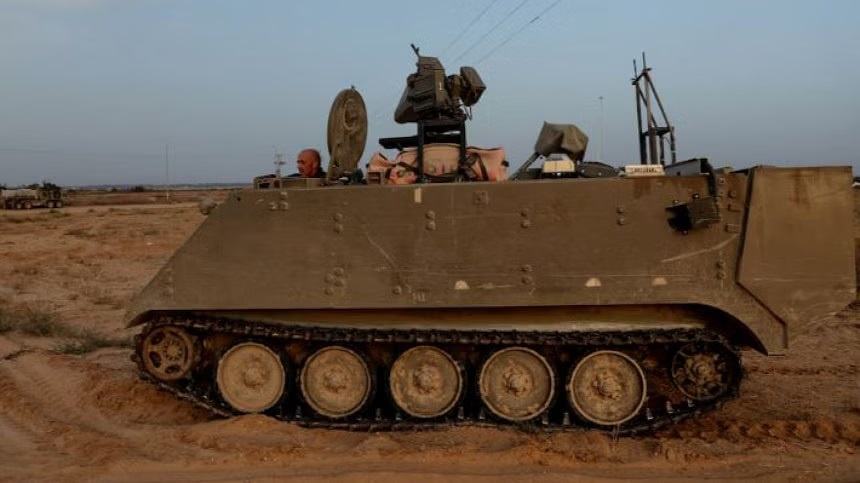Dozens killed, wounded as Israeli forces thrust deeper in Gaza