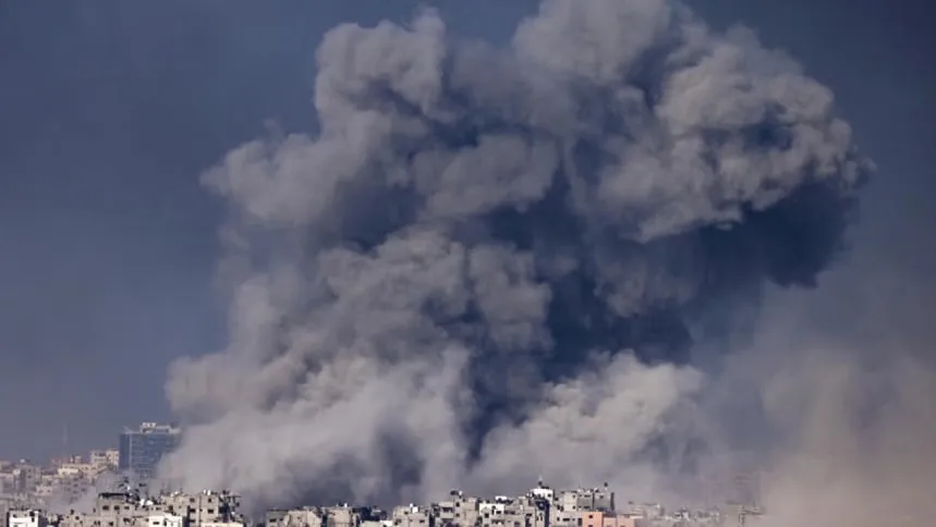 Israel bombs south Gaza after Hamas hostage threat