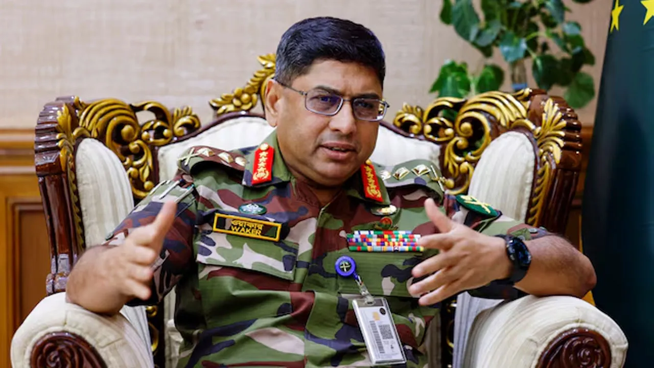 আজ দেশে ফিরছেন সেনাপ্রধান