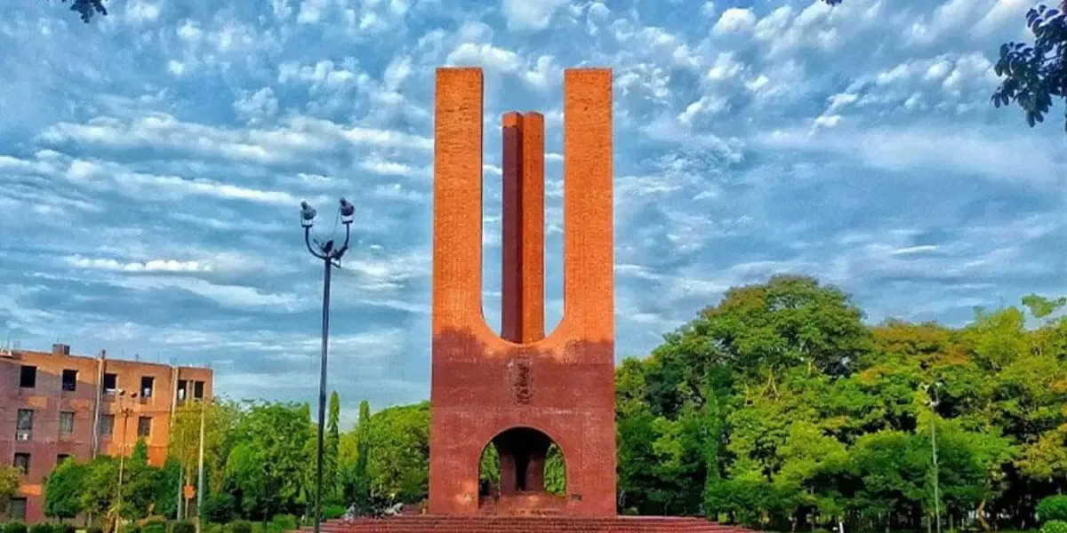 জাবিতে র‍্যাগিংয়ের দায়ে বহিষ্কৃত ১৬ শিক্ষার্থীর কেউই শিবিরের নন