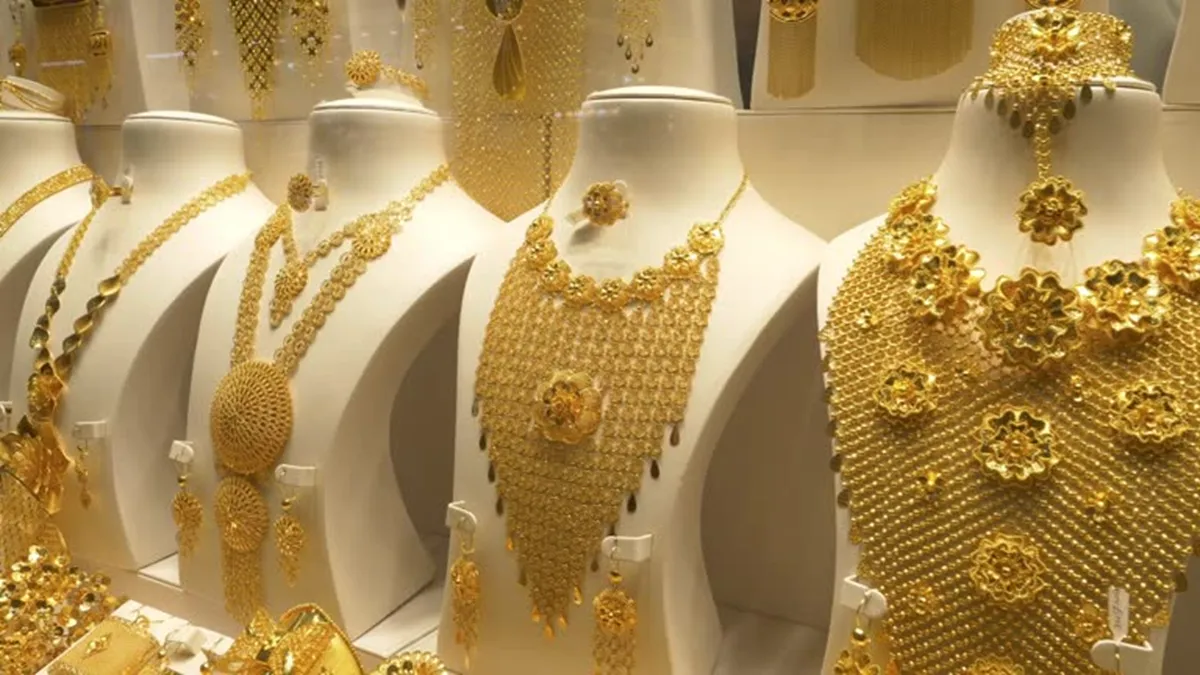 স্বর্ণের দামে আবারো বড় লাফ