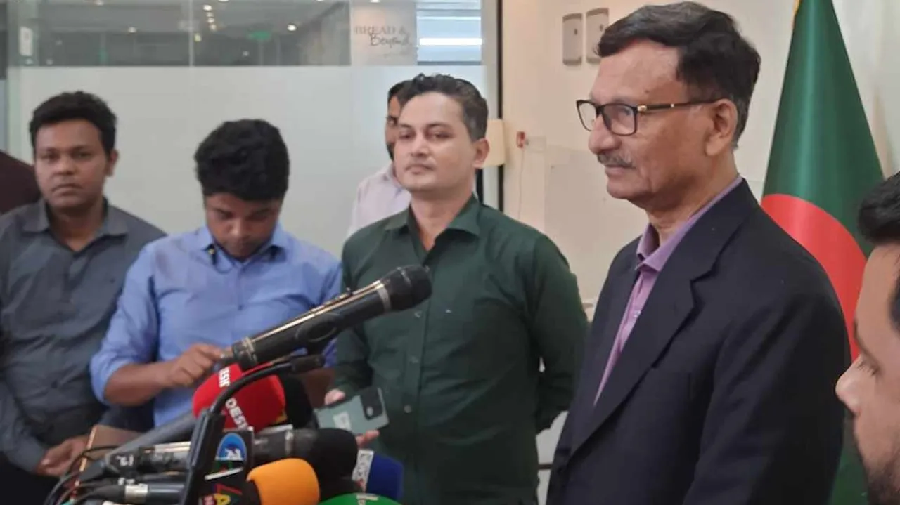 সুষ্ঠু গণতান্ত্রিক পরিবেশ সৃষ্টি করে দিয়ে সরে যাবে সরকার