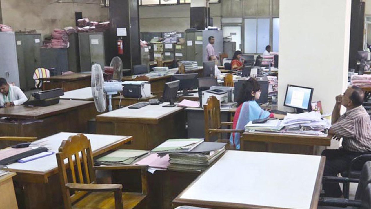 govt-office-20250523195820
