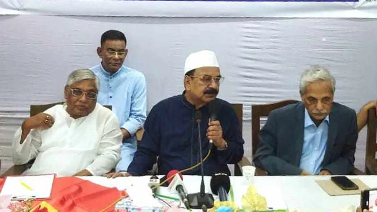 পৃথিবীর মোড়ল রাষ্ট্রগুলো বলেছে বাংলাদেশে গণতন্ত্র নেই : গয়েশ্বর