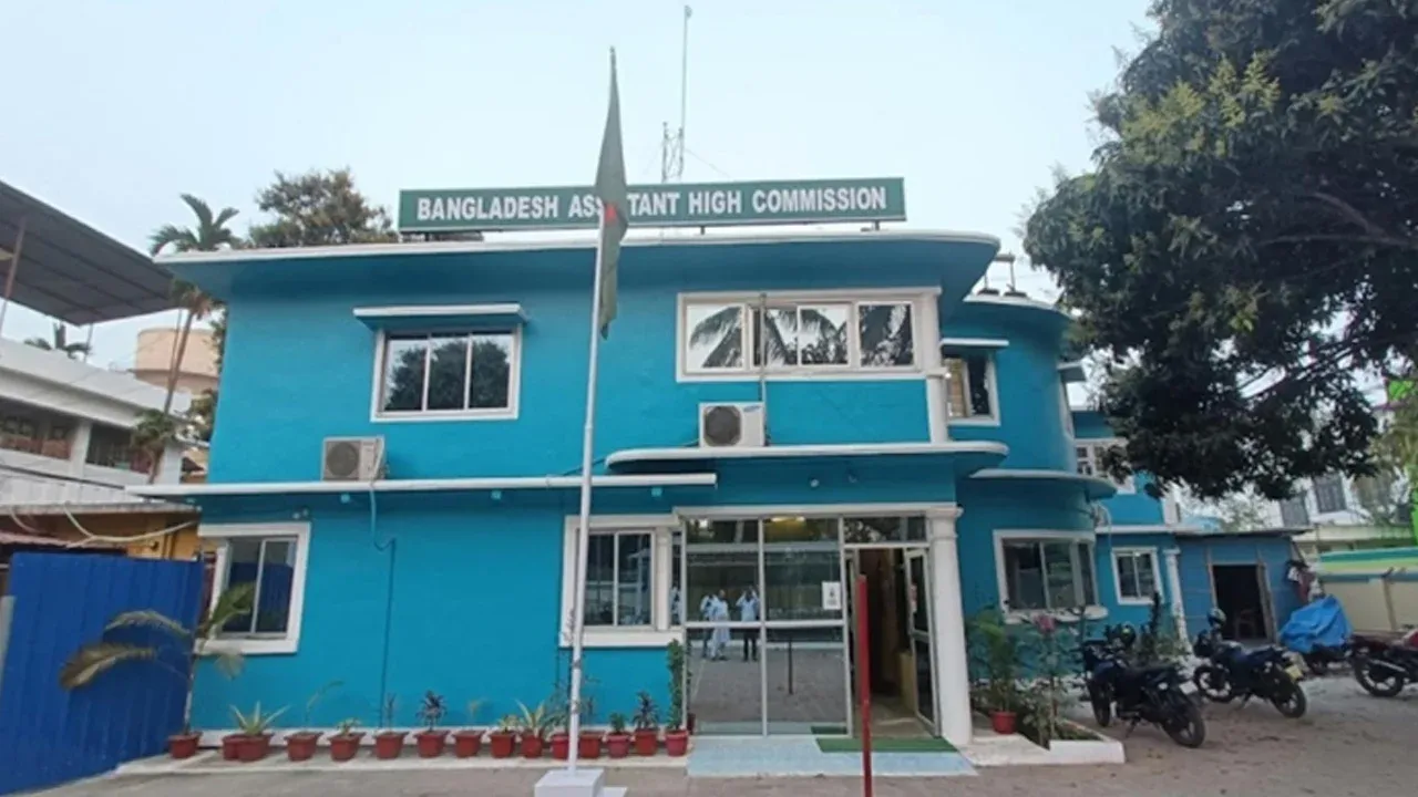 গুয়াহাটিতে বাংলাদেশ মিশন ঘেরাও করল উগ্রবাদী হিন্দুরা