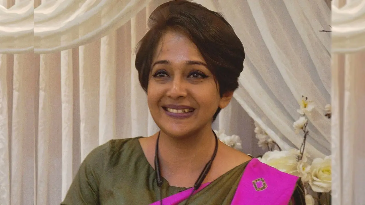 অবসরপ্রাপ্ত লেফটেন্যান্ট  গুলশান আরা গ্রেপ্তার