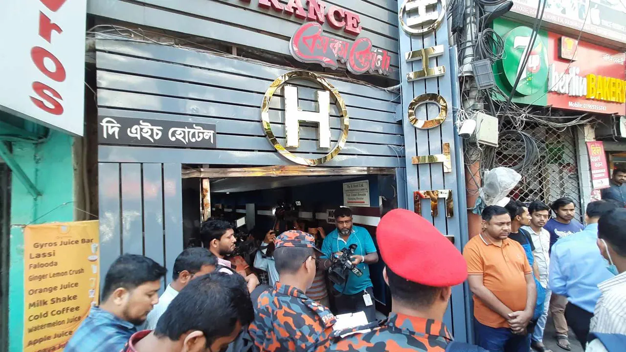 গুলশানে রেস্তোরাঁয় ডিএনসিসির অভিযান শুরু