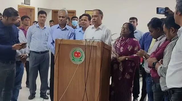 এনআইডি নিক, নির্বাচন নিয়ে যেতে চাইলে কথা বলব: সিইসি