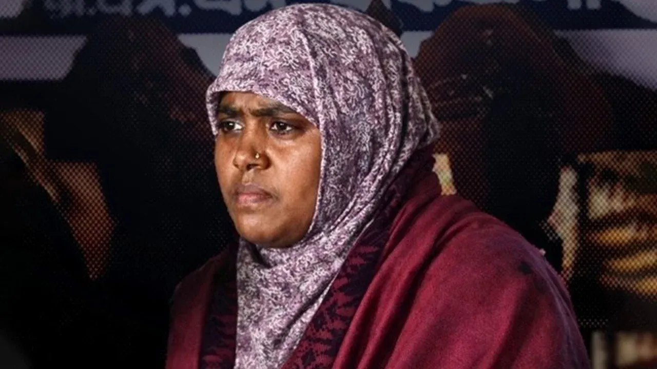 শুধু ফয়সাল যেন বলির পাঁঠা না হয় কেন বললেন হাদির বোন