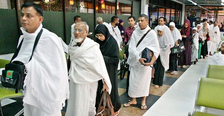 সৌদি আরব পৌঁছেছেন ৫৩৫৯৯ হজযাত্রী