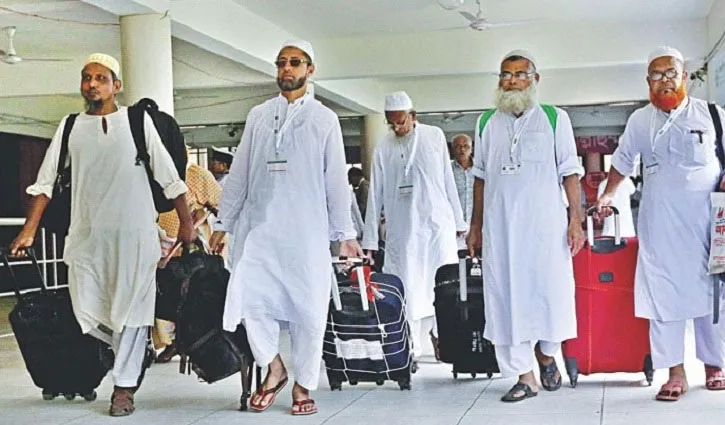 দেশে ফিরেছেন ৩৩ হাজার ৬২৭ জন হাজি