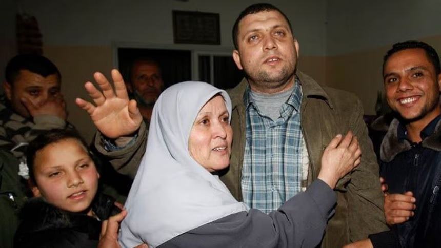 Japan announces sanctions on Hamas-related individuals, company