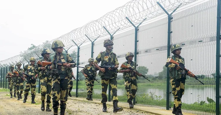 শেখ হাসিনার পতন ভারতে দলে দলে প্রবেশের চেষ্টার তথ্য সঠিক নয় : দ্য হিন্দু
