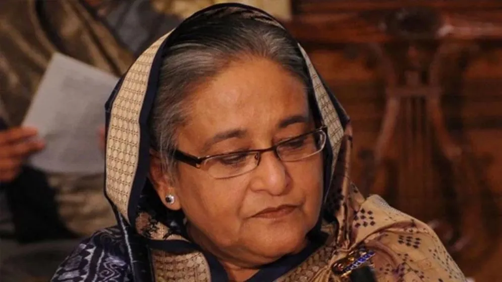 হাসিনাসহ ২৮৬ জনের দেশত্যাগে নিষেধাজ্ঞা