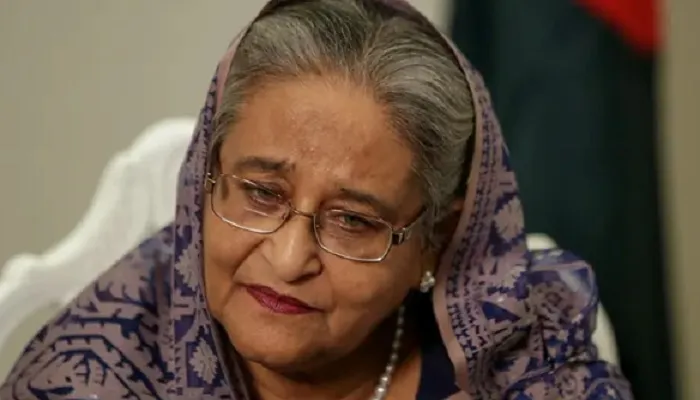 শেখ হাসিনার দেশ ত্যাগে বিপর্যস্ত আওয়ামী লীগ