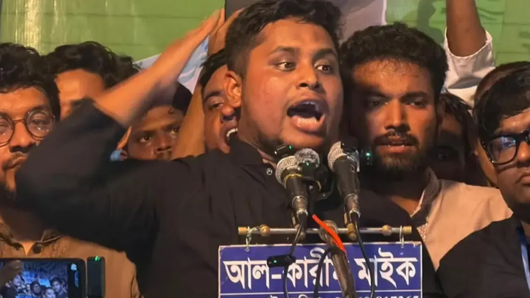সরকারের কাছে ‘জাস্টিস কার্ড’ চাইলেন হাসনাত আবদুল্লাহ