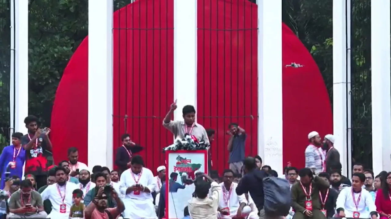 এনসিপির কর্মীদের চোখ রাঙালে রাজনৈতিকভাবে মোকাবিলা করা হবে