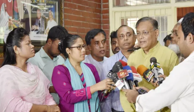 বিশৃঙ্খলা করলে জনগণকে নিয়ে প্রতিহত করা হবে : ড. হাছান