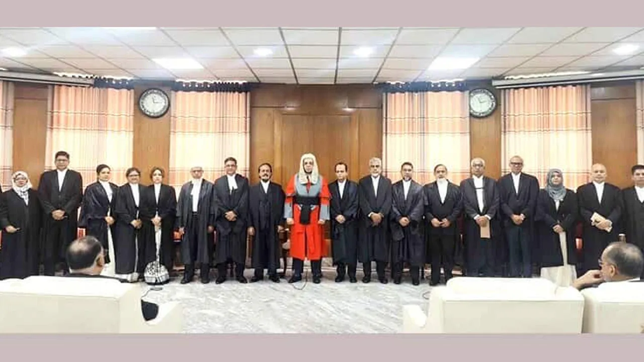 হাইকোর্টের ২২ স্থায়ী বিচারপতি নিয়োগ